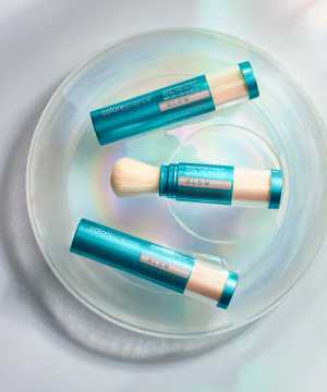 Pudră minerală iluminatoare Colorescience Sunforgettable® Sunscreen Brush-On Glow SPF 50